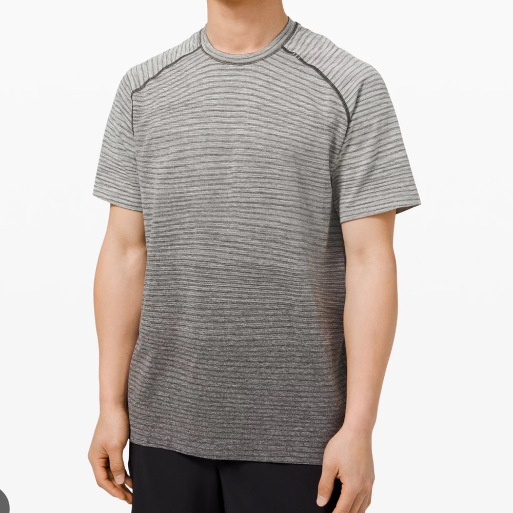 Lululemon Metal Vent Tech Short Sleeve
